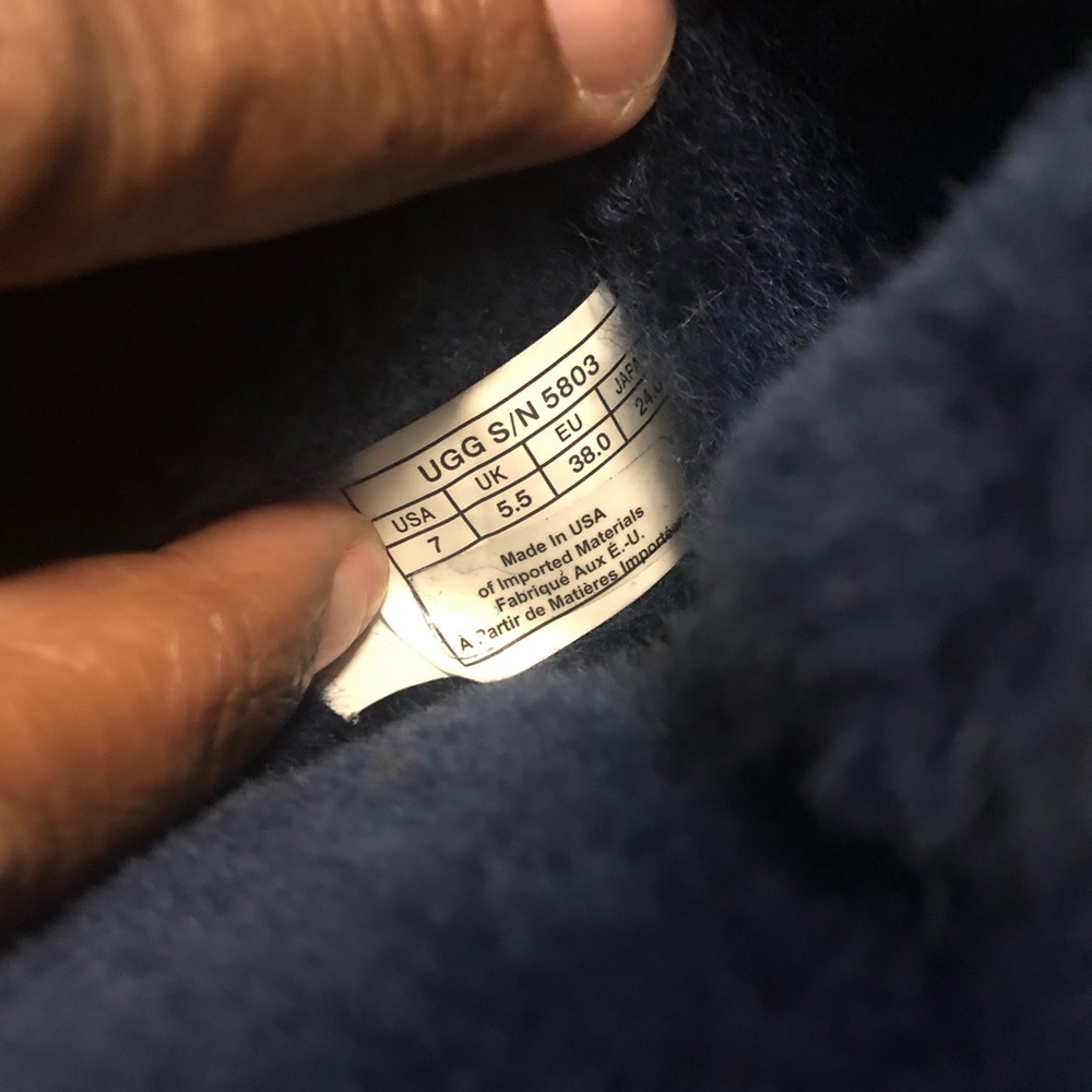 Blue bailey button ugg boots - Picture 7 of 8